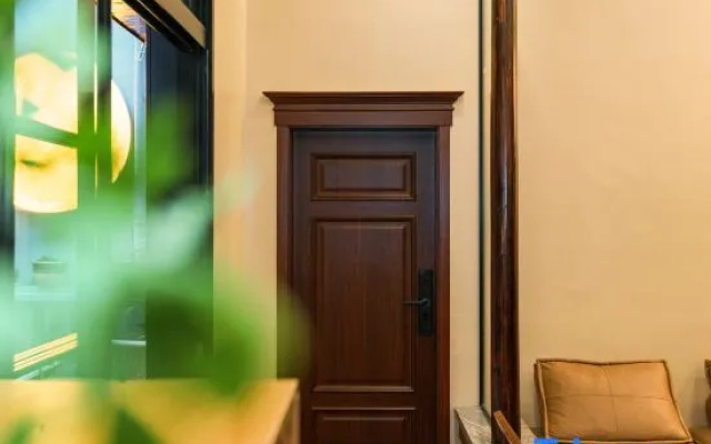 Jingsu Menglan Small Island Courtyard Private Villa (Phoenix Ancient City Scenic Area) — 2-star hotel in Xiangxi