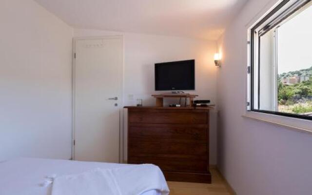 Holiday House Popic