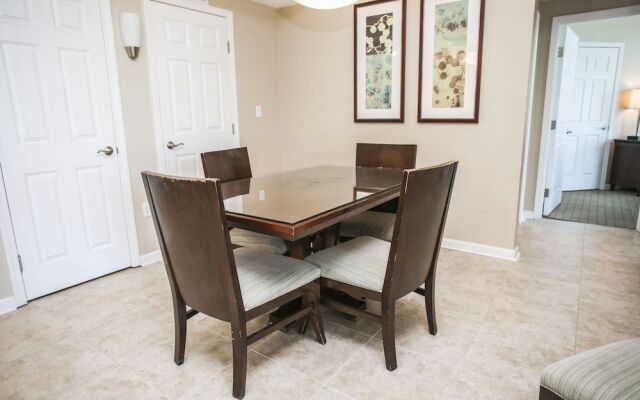 The Palms of Destin Resort by Panhandle Getaways