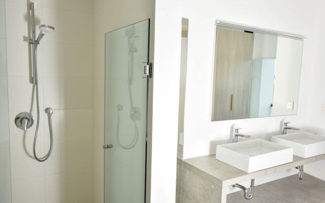 It Building 501 by iMexico