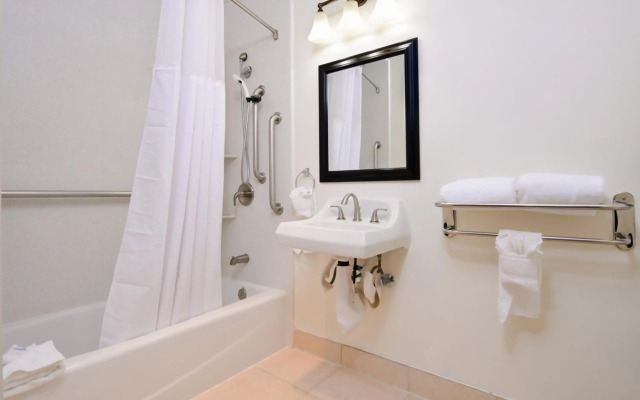 Best Western Plus LA Mid Town Hotel