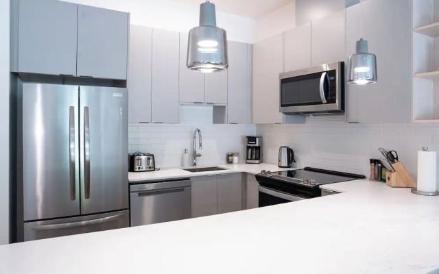 Rustic Retreat by Revelstoke Vacations