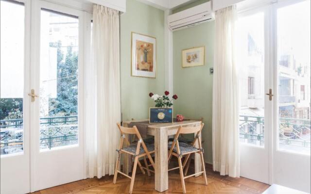 Beautiful Apartment at Plaka