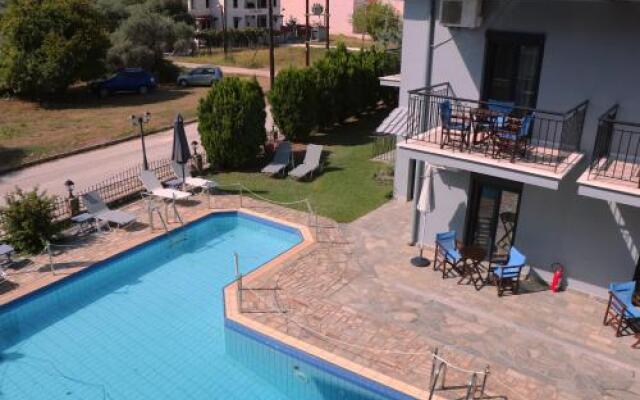 Aliston Hotel Studios
