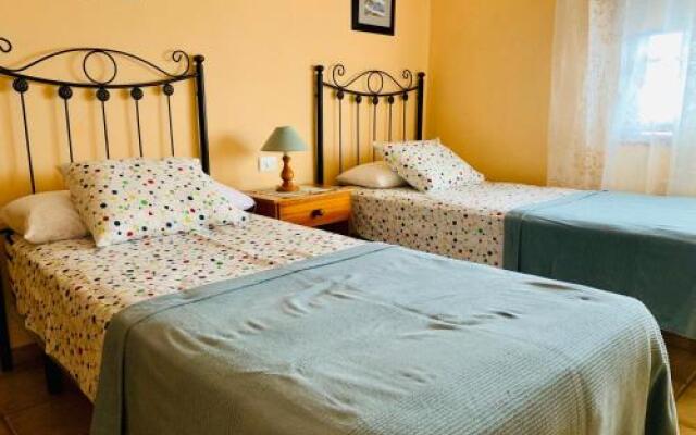 Apartamentos La Isla Encantada