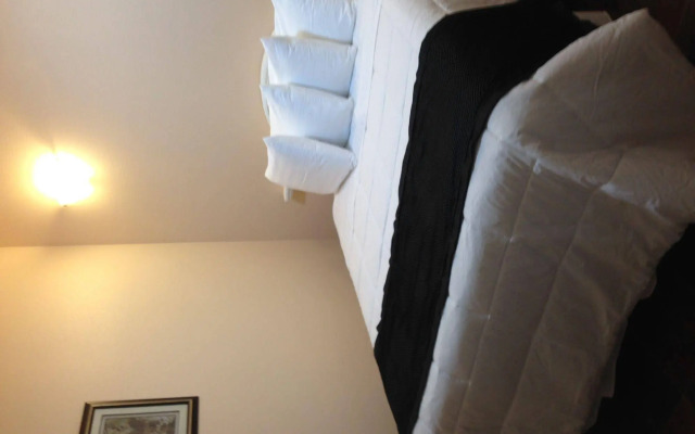 Orca Inn
