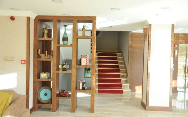 Asuris Hotel
