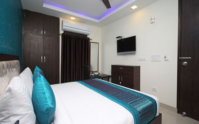 Hotel Tourist Palace Near Delhi Airport