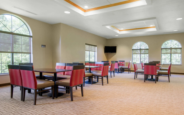 Comfort Inn & Suites Milford / Cooperstown