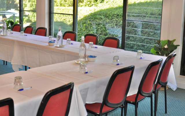 Mercure Lake Macquarie Raffertys Resort