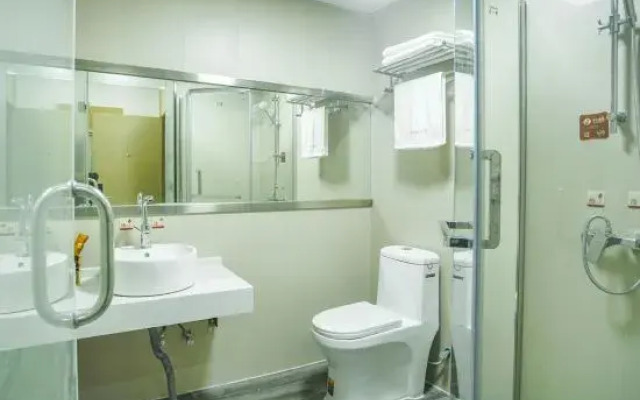 Huayi Select Hotel (Tongji Hospital)