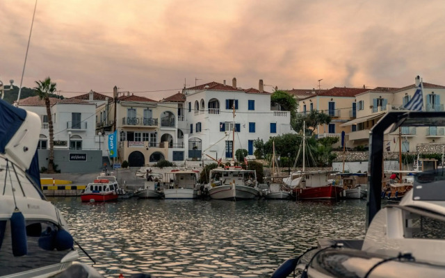 Porto Vecchio Luxury Suites