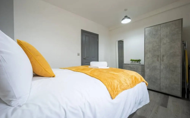 Stunning One Bedroom Apartments