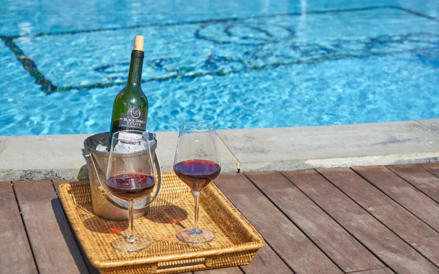 Scarboro Hotel & Exclusive Resort