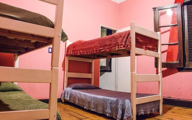 Hostel BarHouse