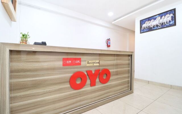 Oyo 26606 Hotel R K Grand