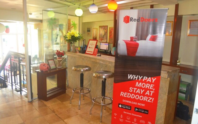 RedDoorz near SM Puerto Princesa