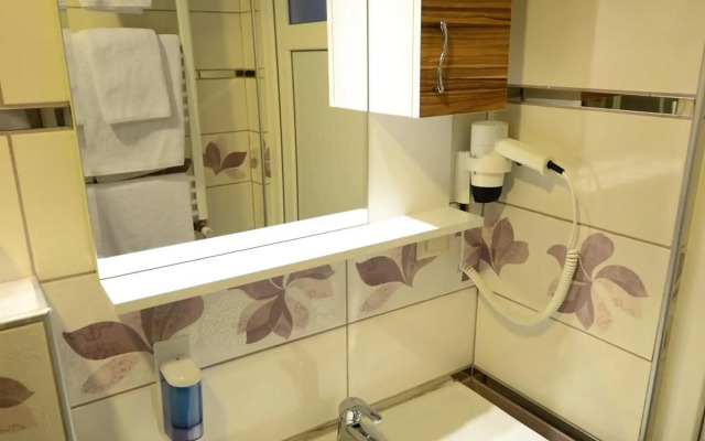 Dort Mevsim Suit Otel