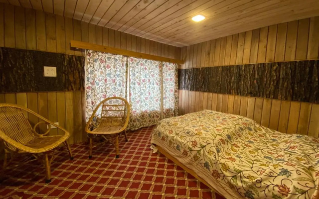 Bentes Lodge