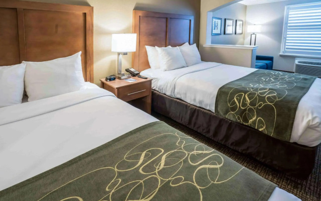 Comfort Suites Fresno River Park