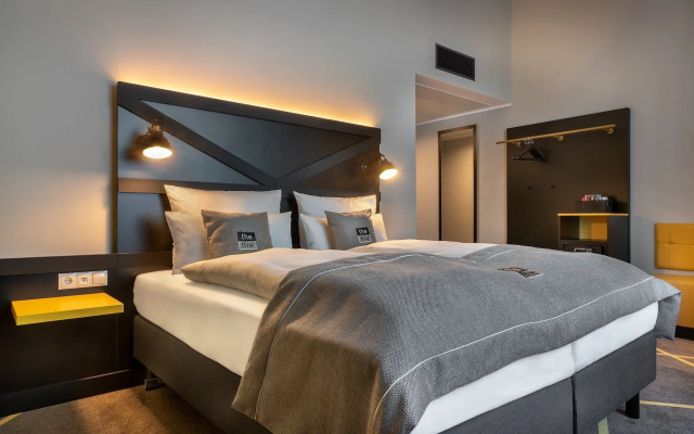 Holiday Inn - the niu, Fury Aschheim Messe by IHG