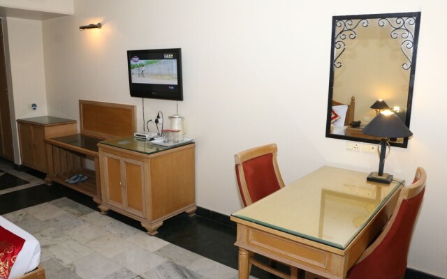 OYO 1898 Hotel Aditya