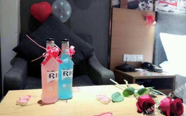 Nalanbo Yamansadian (Debao Passenger Transport Terminal)