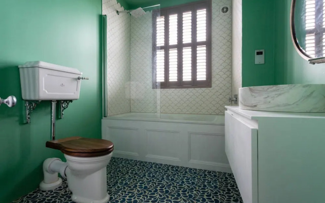 Stafford Terrace Iv By Onefinestay