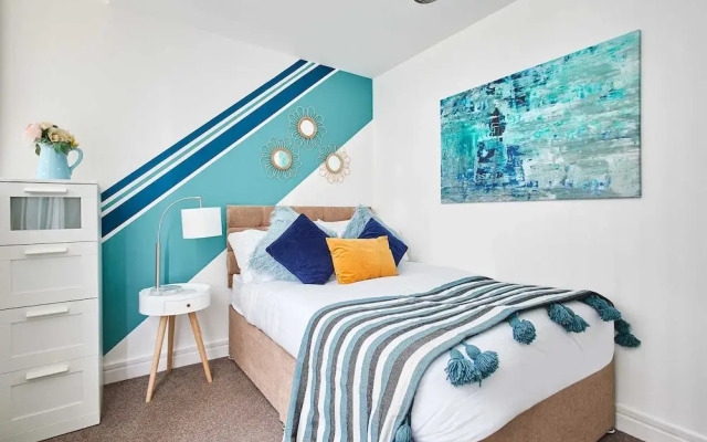 Host Stay Apartment 007