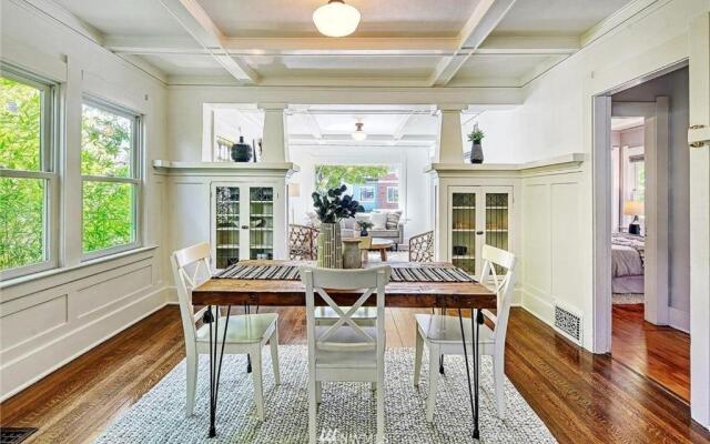 The Fremont Charmer 2BR