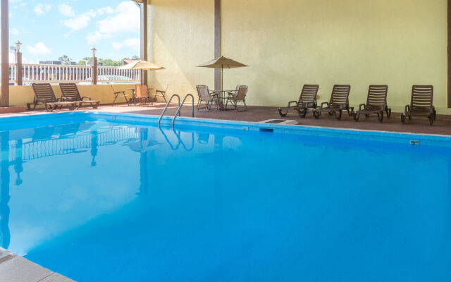 Days Inn Waycross