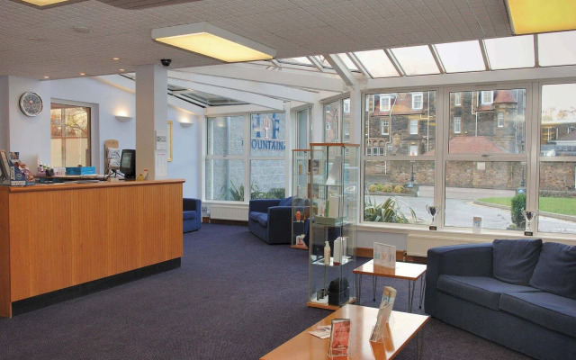 Best Western Kings Manor Hotel