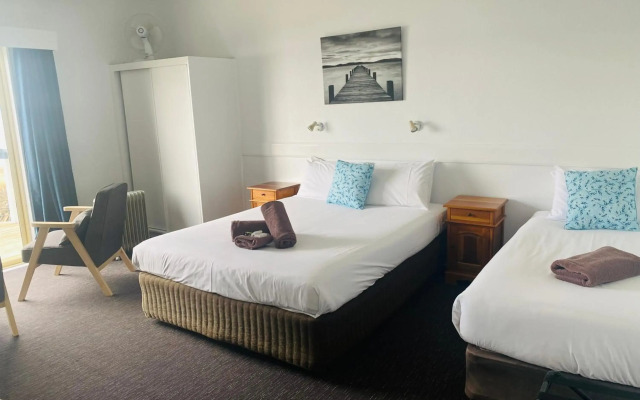 Swansea Motor Inn