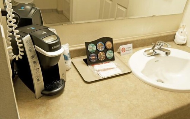 Cody Legacy Inn & Suites