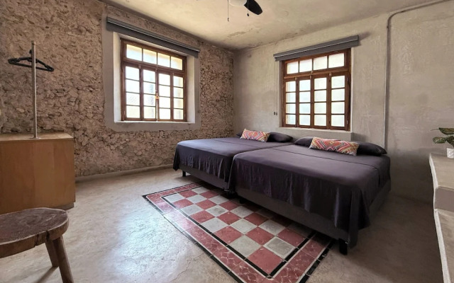 Casa con Piscina Nido Rosa