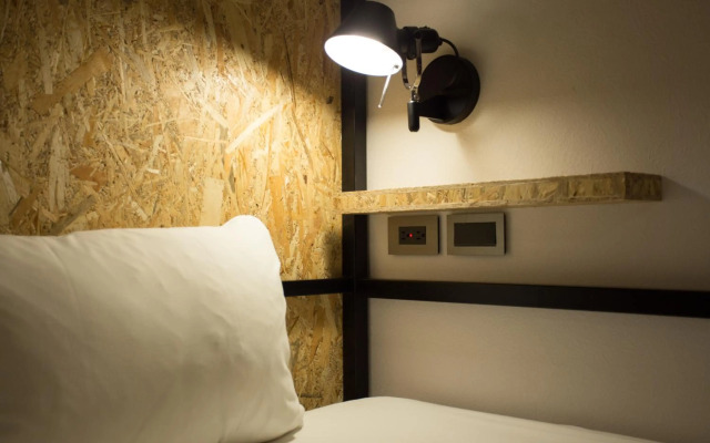 Let’s Hostel