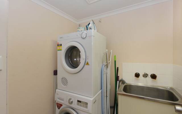 Paringa Beachfront Apartments