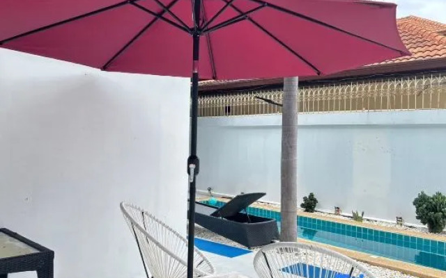 MJ21 Majestic Residence