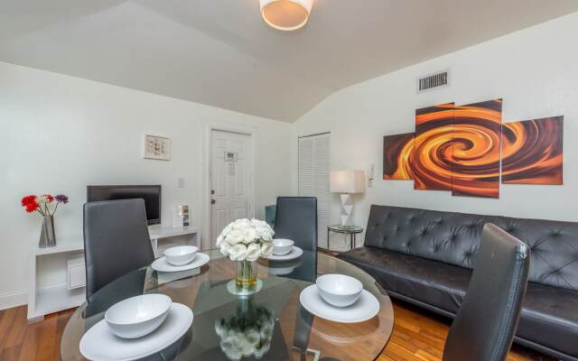 Hispaniola Apartments Part of the Oasis Casita Collection