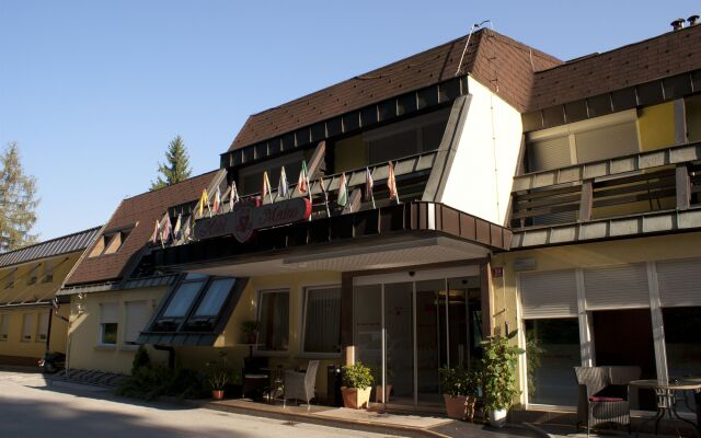 Hotel Medno