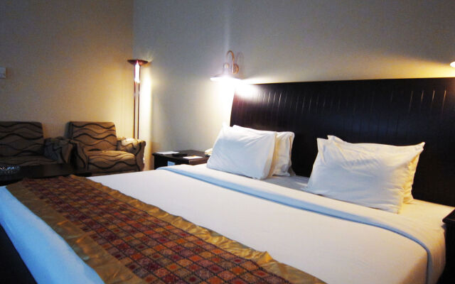 Furaya Hotel