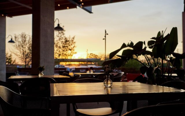 The Stella Hotel, Autograph Collection