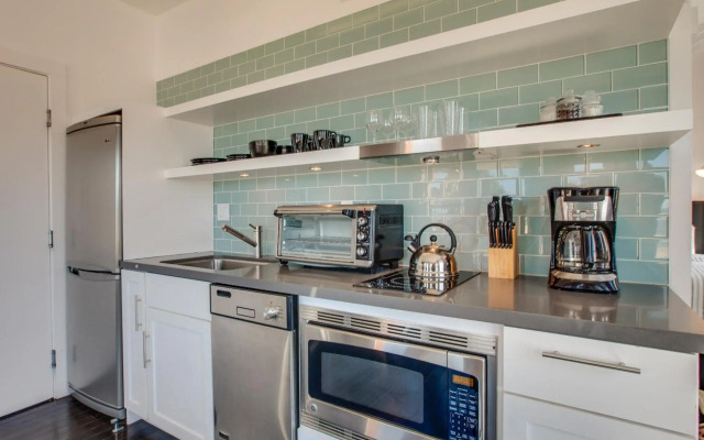 Venice Breeze Suites