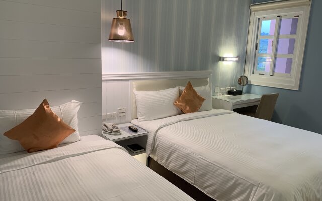 Joy Hotel