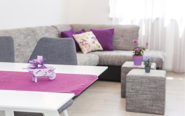 Beautiful Apartment in Trogir With 2 Bedrooms and Wifi