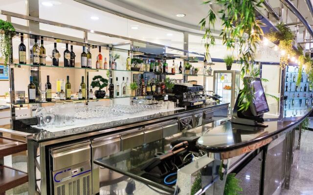 Kings Park Hotel