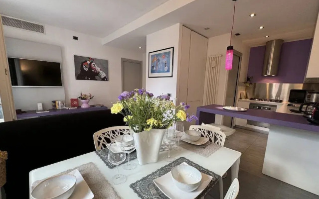 Beautiful Bright Flat With 2 Balconies