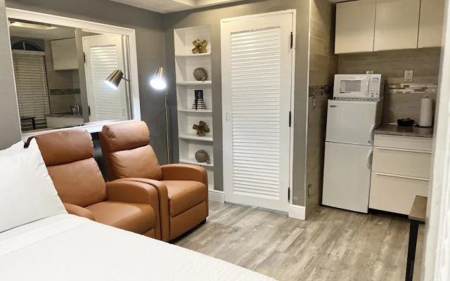 Miami Beach HomeStay