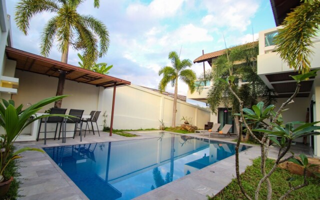 Resona Pool Villa by Aonanta Group