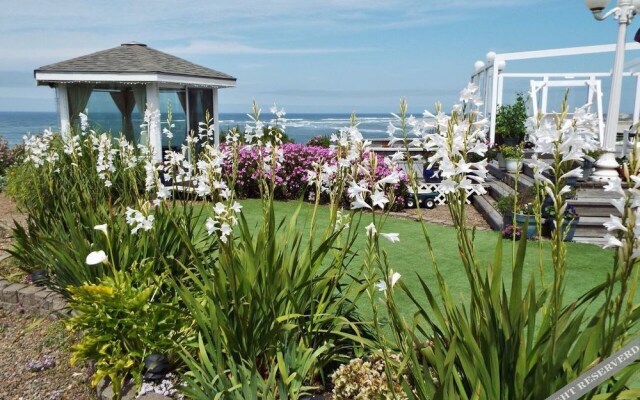 Cliff House Bed & Breakfast